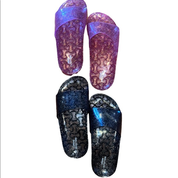 Jelly sandals from UO 💕🖤 - Picture 2 of 3